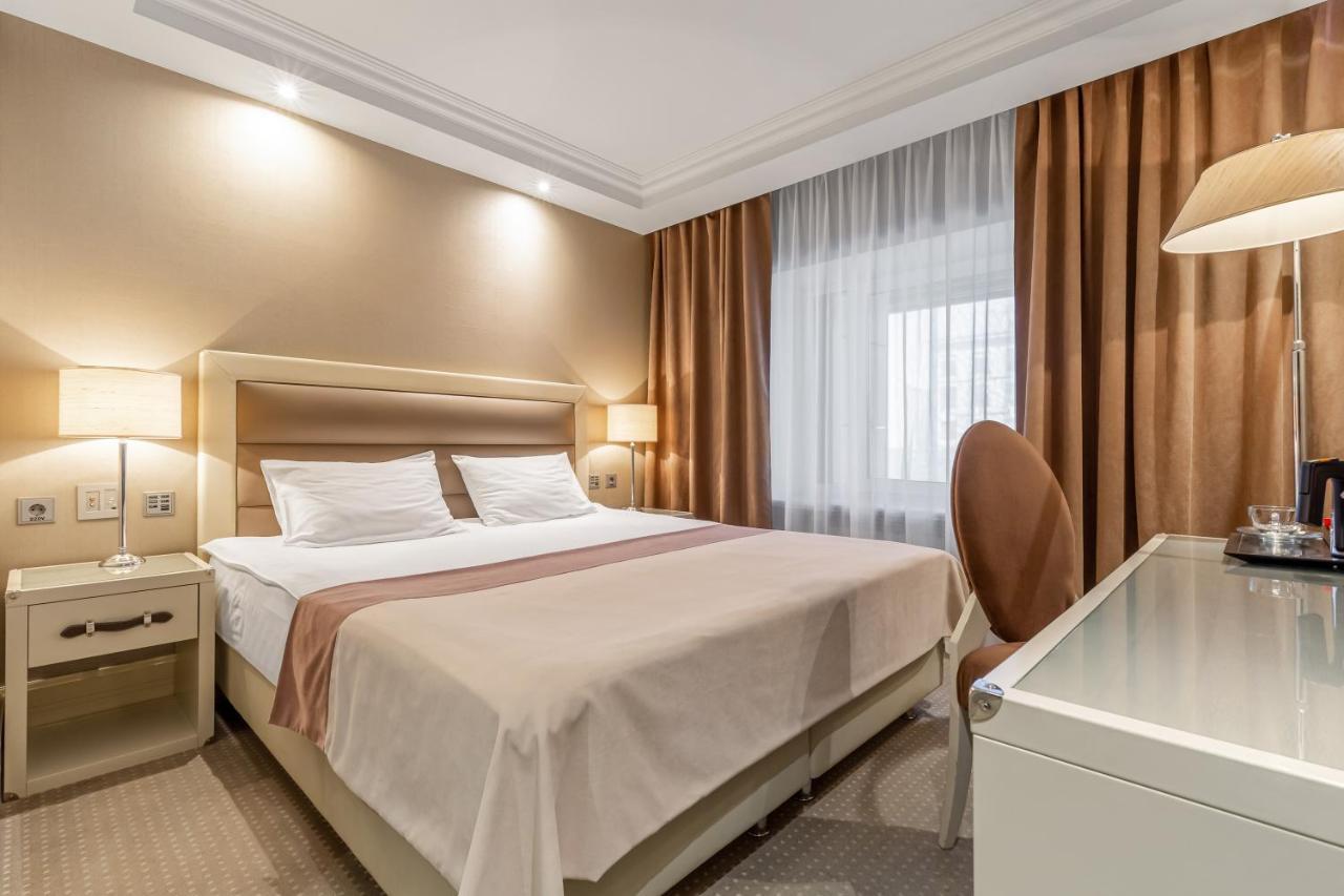 Maidan Palace Hotel Kiev Dış mekan fotoğraf