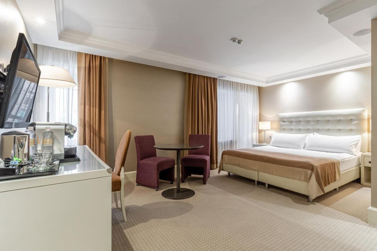 Maidan Palace Hotel Kiev Dış mekan fotoğraf