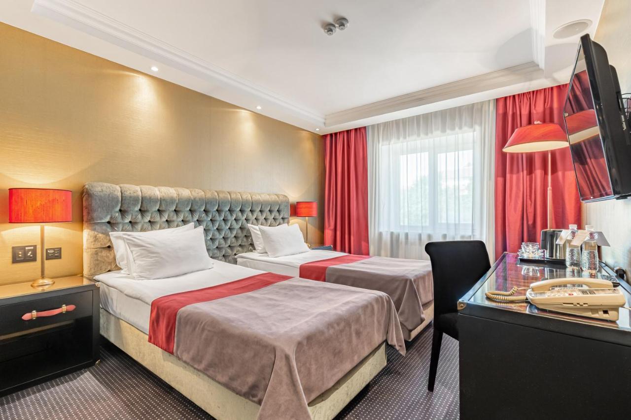 Maidan Palace Hotel Kiev Dış mekan fotoğraf